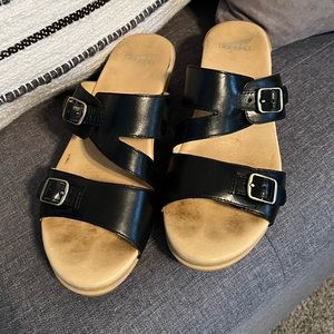 Black Dansko Sandals. Size 8